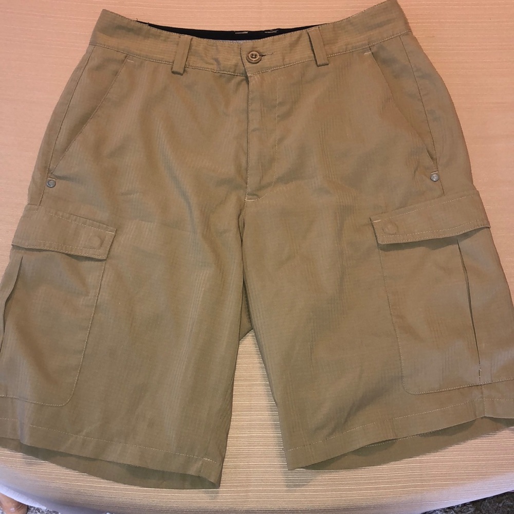 Men’s Khaki Under Armour Golf Shorts